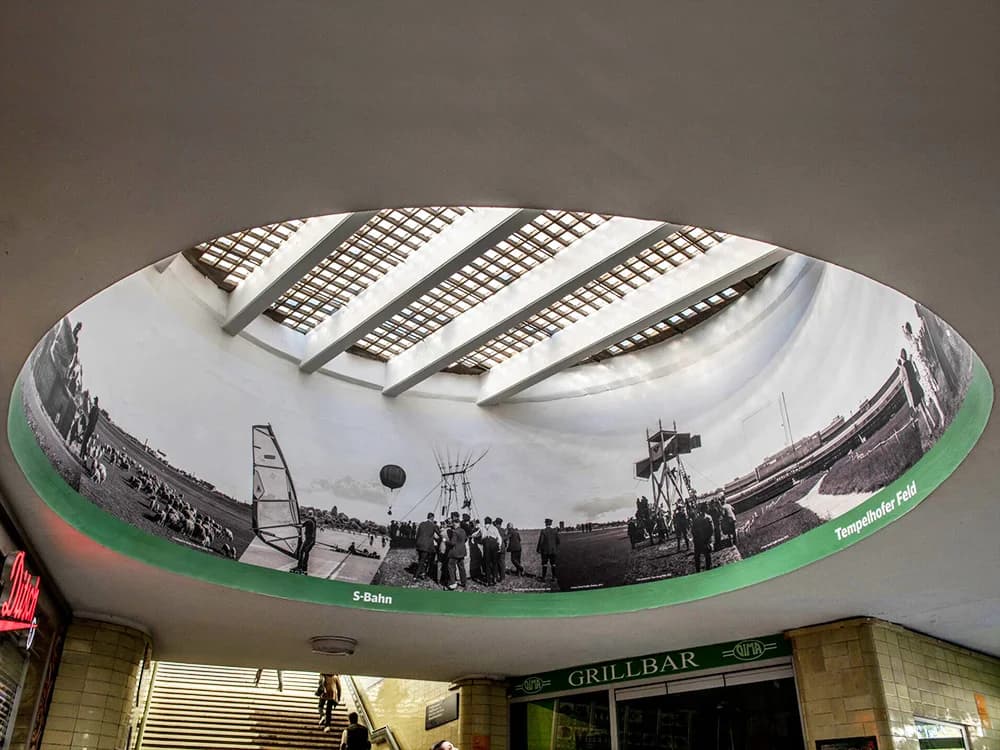 Berliner S-Bahnhöfe - Public Space Design